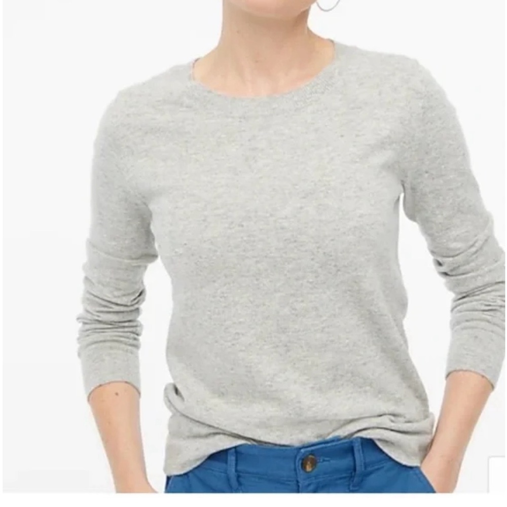 JCrew Teddy lightweight crew neck sweater in light gray .  Size Medium.